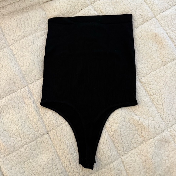 Essentials Black Ribbed Knit Top with SWS Tag - Picture 6 of 8